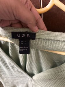 U2B Long Sleeve Crop Top