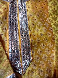 A Grara Set . Beautiful Yellow Colour 🥰😘