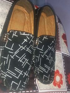 Stylish Patterned Loafers