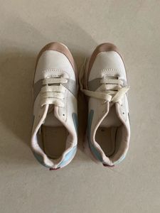 Casual Sneakers