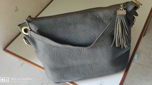 LOUIS VUITTON HAND BAG