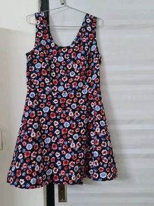 FOREVER 21 - Floral Print Dress