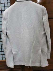 Men’s off-white Blazer