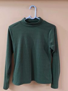 Green Mock Neck Long Sleeve Top