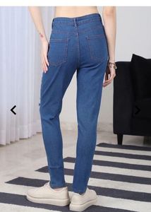 Shein Ankle length splatter detail knee slit jeans