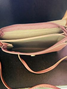 Women&#39;s Pink Slings Bag