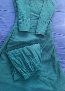 Combo Elegant Kurta &amp; Pant Set with double layer f