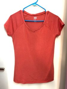 Decathlon Coral V-Neck Tee