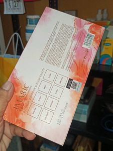 I MAGIC 8 Color Contour &amp; Blush Palette