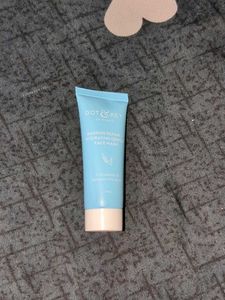 Dot & Key Hydrating Gentle Face Wash