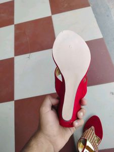 Red Ethnic Flats