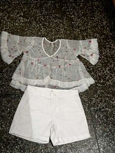 GAP denim Shorts And Frill Top