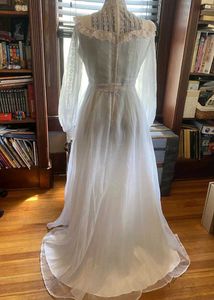 Lace Vintage Wedding Dress/ Gown Fixed Price