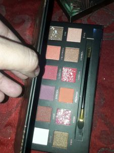 Rih@d Beauty Time Eyeshadow...💫🥰
