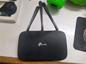 TP-link WIFI ROUTER