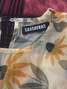 Floral Organza Sheer Sleeve Top