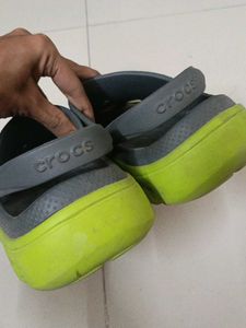 (Original) Crocs Clogs - Comfortable &amp; Stylish
