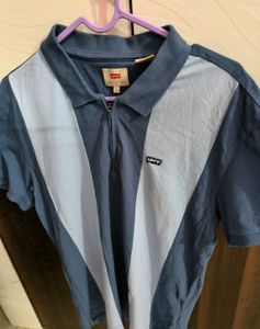 Levi's Polo T-Shirt medium size
