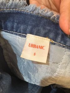 Frayed Hem Denim Shorts