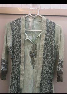 Double shade gown with shrug