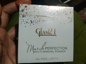 Glam21 compact