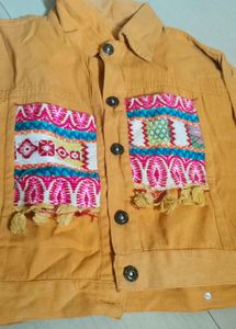 Embroidered Pocket Denim Jacket