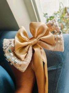 Fancy Golden Sequins Big Bow Alligator Clip