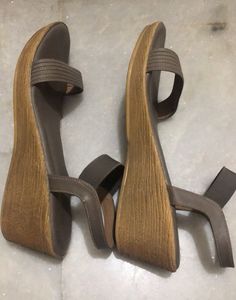 Mochi Grey Colour Flip flops
