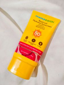 Mamaearth Beetroot Sunscreen