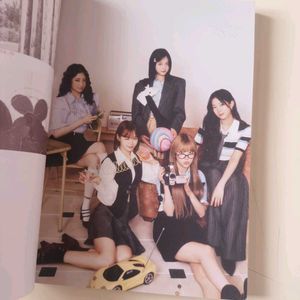 LE SSERAFIM Season&#39;s Greetings 2025