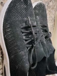 Black Casual Sneakers