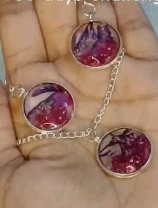 Abstract Resin Pendant Necklace