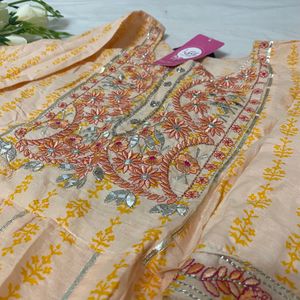 Beautiful Frock Type Kurti With Pink Shade 🌺🦩🎟️🩰