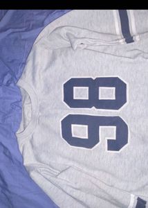 Grey Sweatshirt - Number 98