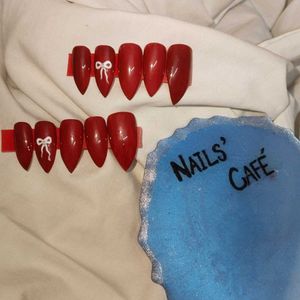 Red Bow Press-On Nails
