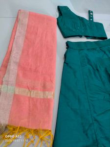 Green Ethnic Set