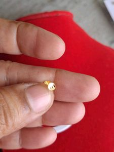 Gold Nose Pin
