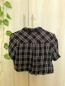 Trendy Plaid Crop Top