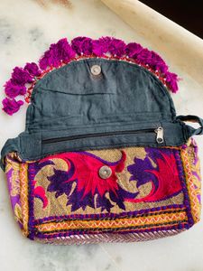 Reselling- boho sling bag