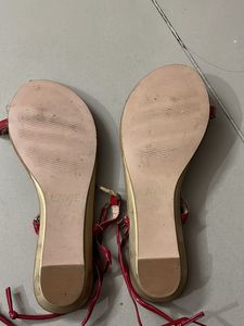 flat sandle
