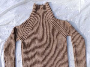 Elegant Knit Midi Dress