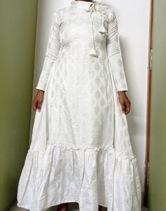 White Kurti With One Side Collar And Frill🤍