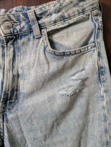 H&amp;M ripped straight jeans