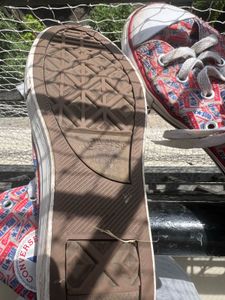 authentic converse motif