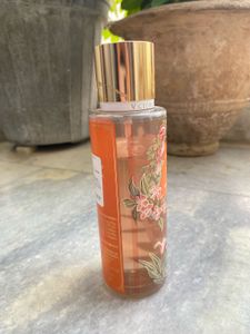 Victoria’s secret body mist- Nector Drip