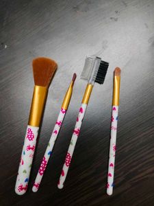 Pack of four Makeup Brushes