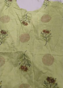 Girl&#39;s Kurti