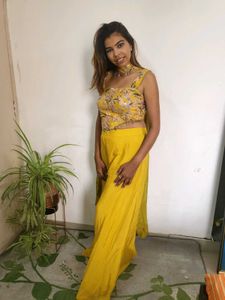 Corset And Palazzo With Necklace Dupatta