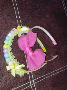 A Combo Of 2 Beautiful Hairbands