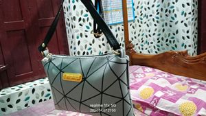 LIKE STYLE Grey Women Sling Bag